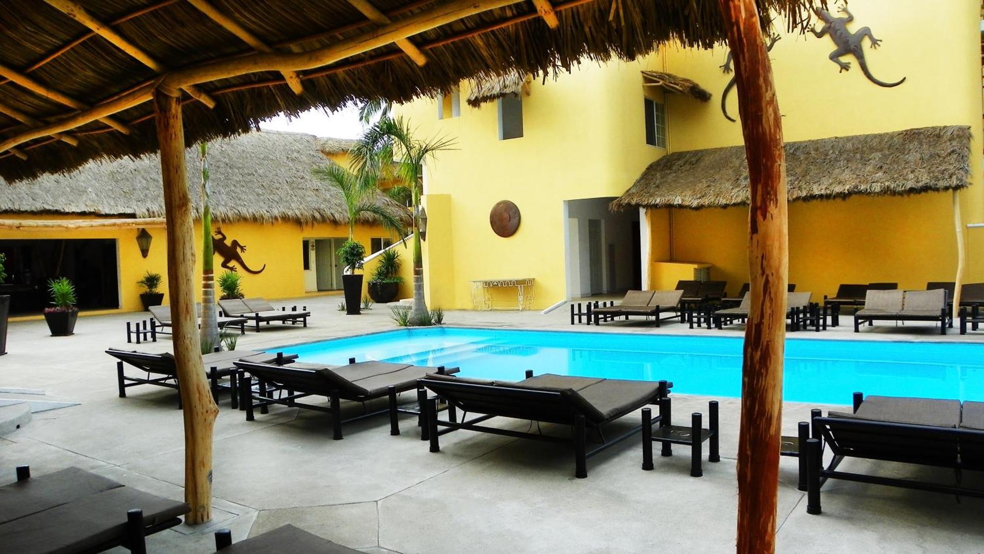 Zar Manzanillo Hotel Bagian luar foto